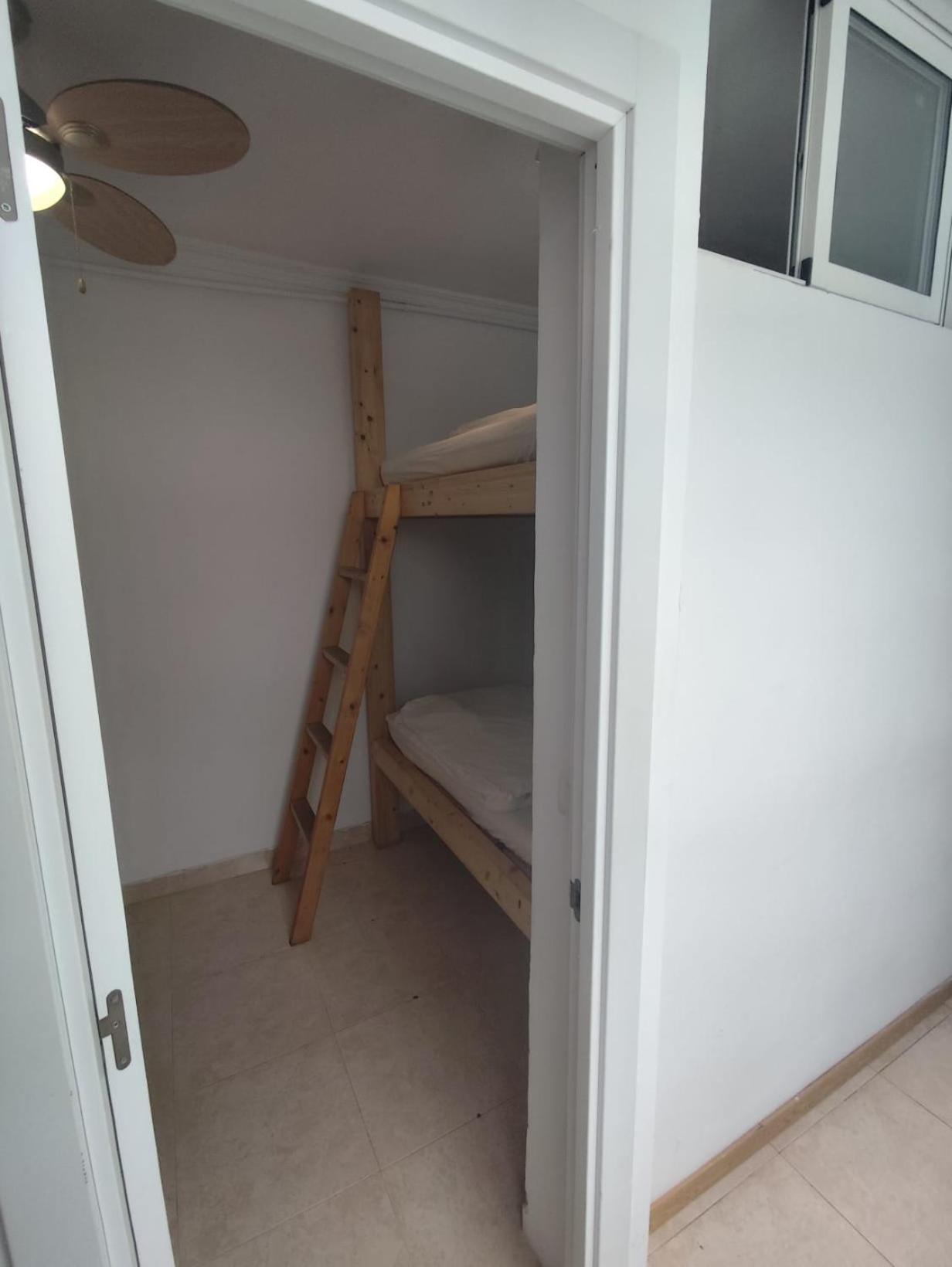 La Ventana Azul Surf Hostel Las Palmas de Gran Canaria Zewnętrze zdjęcie